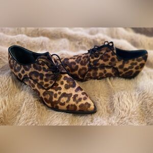 Marc Fisher Finna Pointy toe derby, Leopard print cow hair size 7